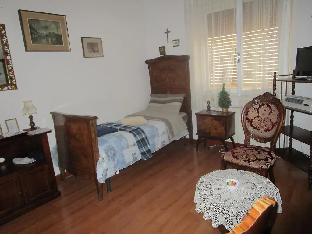 B&B Maddalena Di San Zeno Verona 0*,  Italy